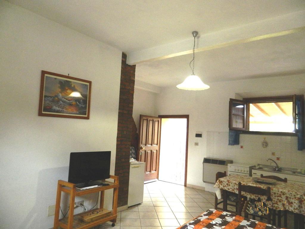 Podere Santo Signoretto San Vincenzo Oda fotoğraf